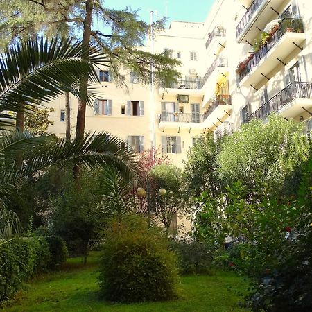 Domus Dino Appartement Rome Buitenkant foto